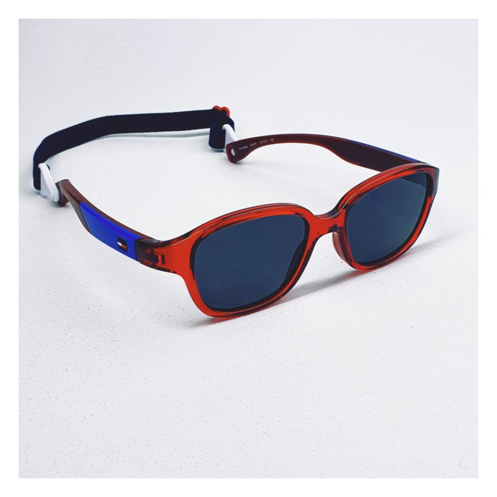 Lunettes de soleil Tommy Hilfiger enfant Réf 17344