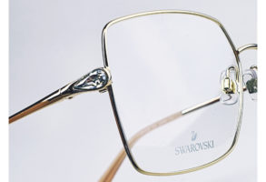 Swarovski SK5352 V OPTIQUE1010 FACHES THUMESNIL Réf 17948